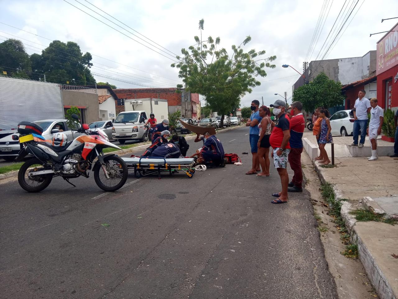 O Samu foi acionado para socorrer a idosa