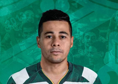 Bruno Collaço, lateral-esquerdo do Altos