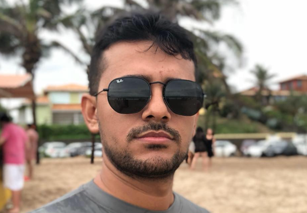 Eric Nicolas
