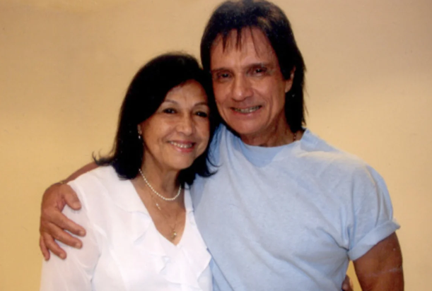 Roberto Carlos com a irmã, Norma