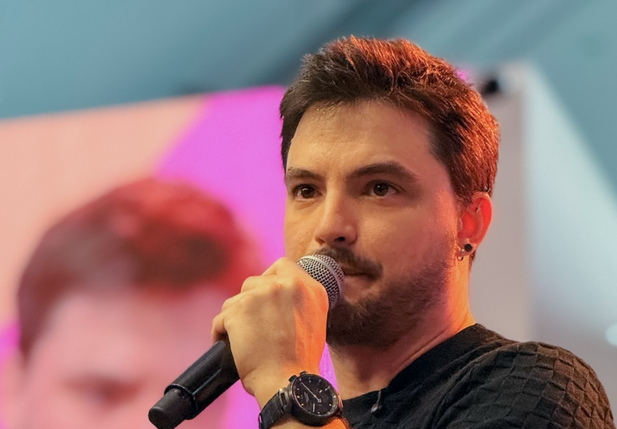 Felipe Neto