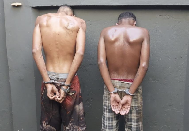Dois homens são presos acusado de matar homem com vários tiros em São Pedro do Piauí