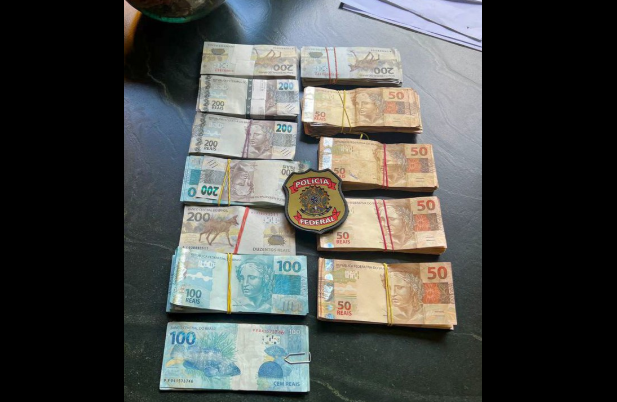 Dinheiro em espécie encontrado no âmbito da Operação Compliance Zero