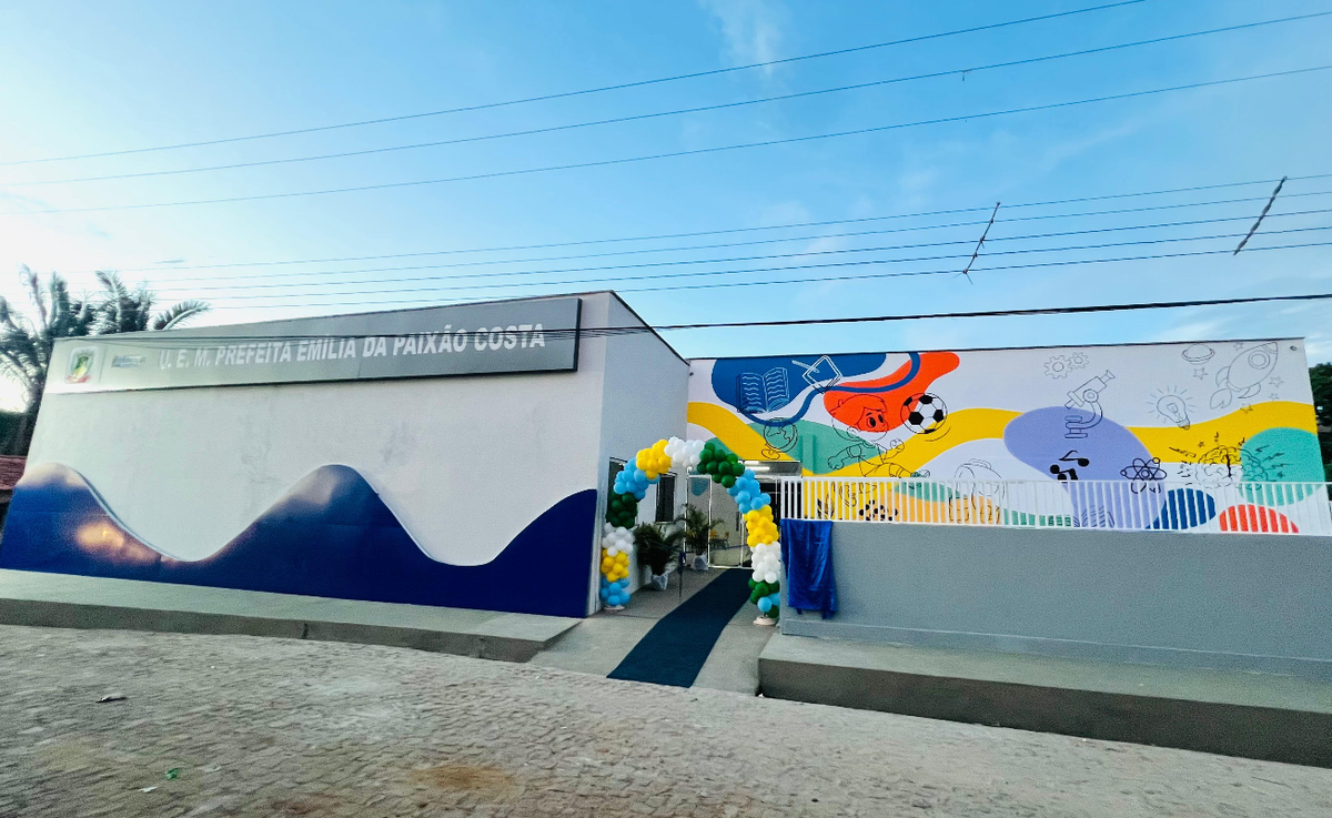 Prefeitura de Amarante entrega reforma da Escola da Várzea