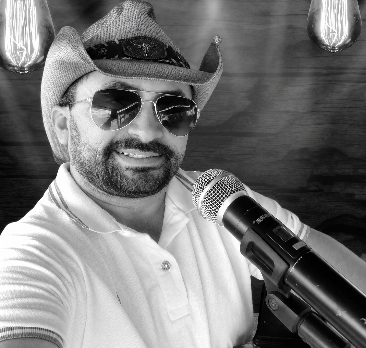 Cantor Jailson Leal