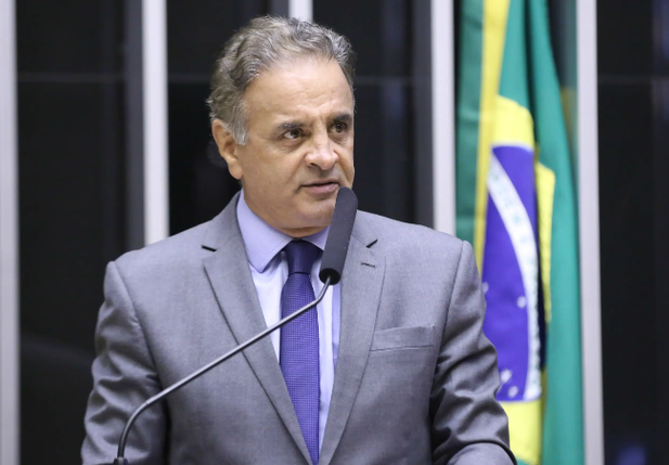 Aécio Neves