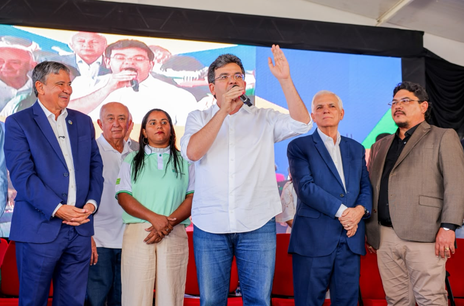 Rafael Fonteles discursa