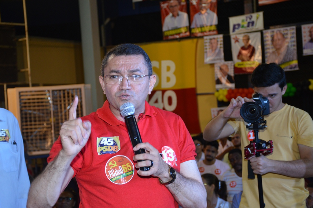Padre Walmir.