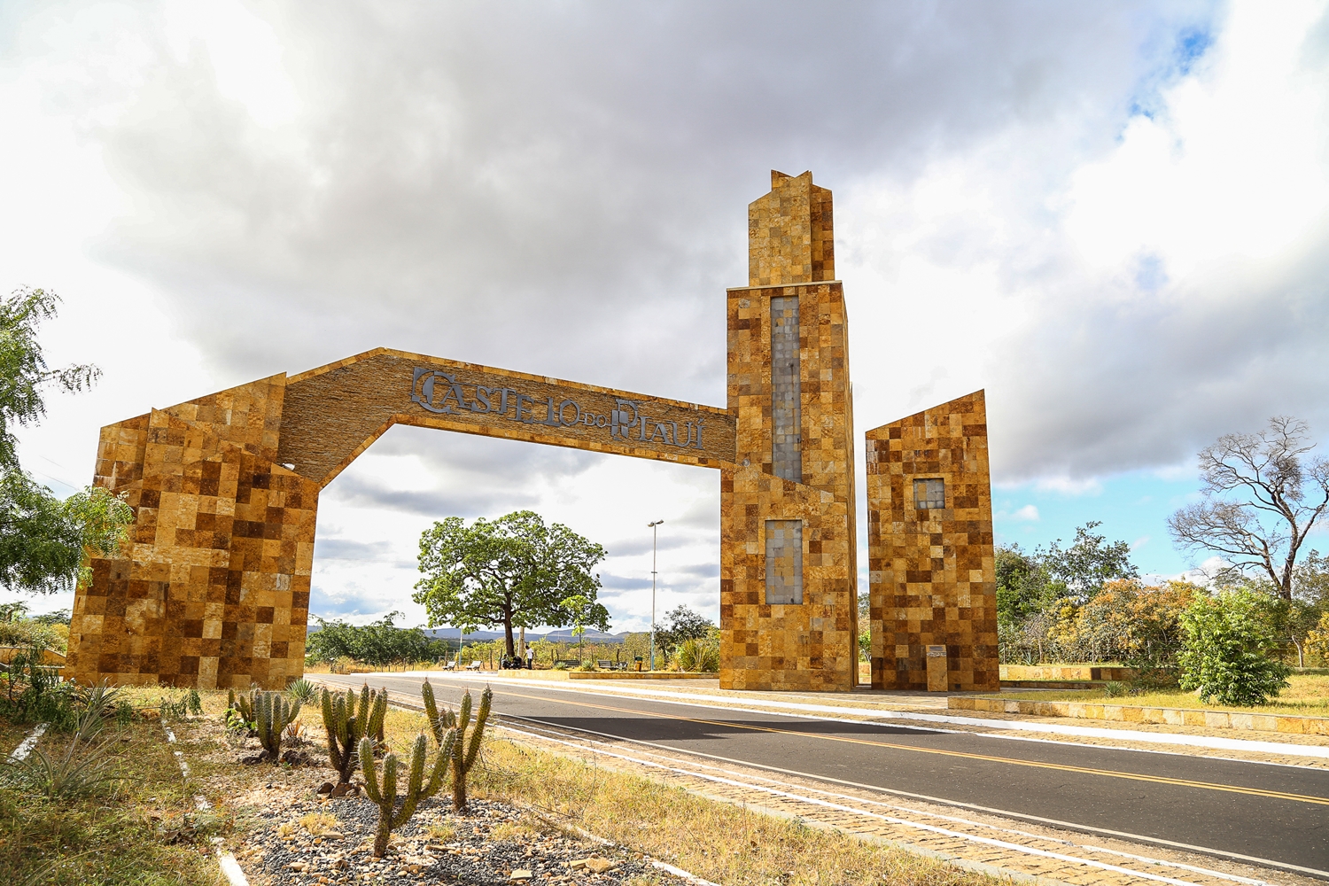 Entrada da Cidade de Castelo do Piauí 