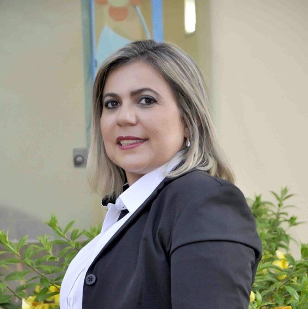 Glaucia Ruth Moreira Campos 