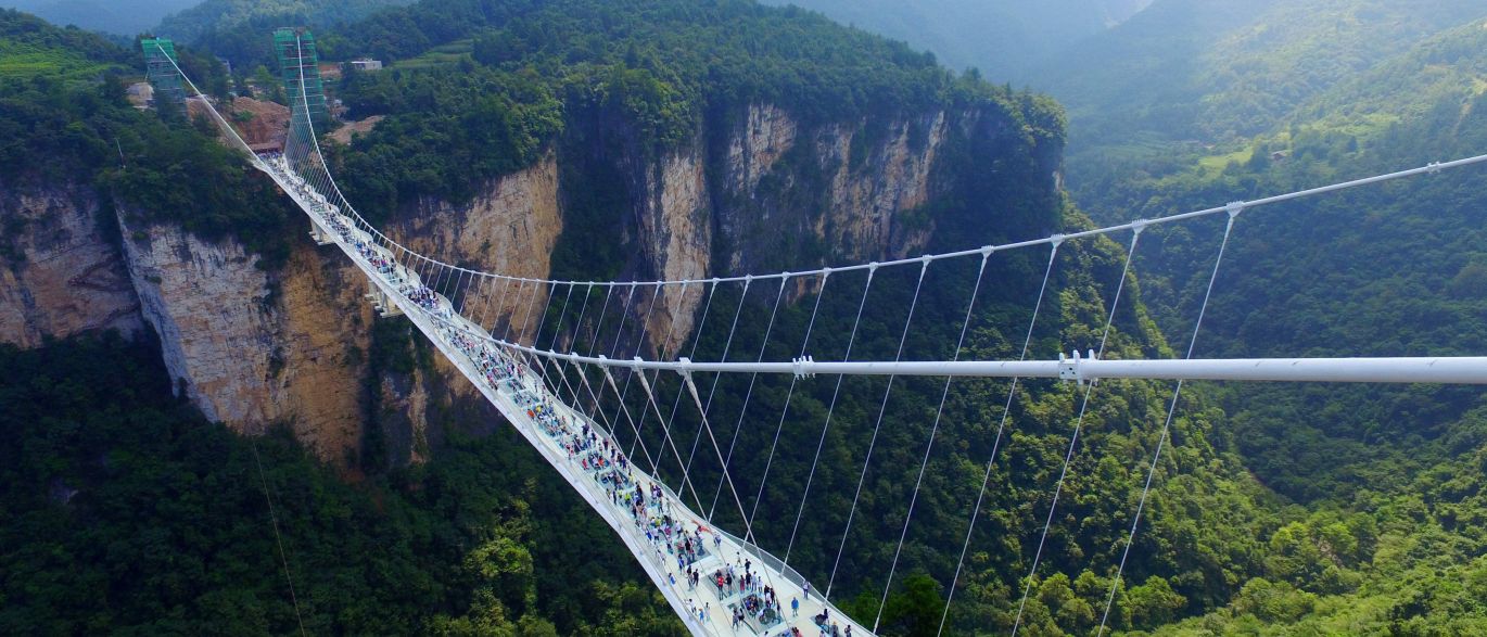 Ponte de vidro mais comprida do mundo
