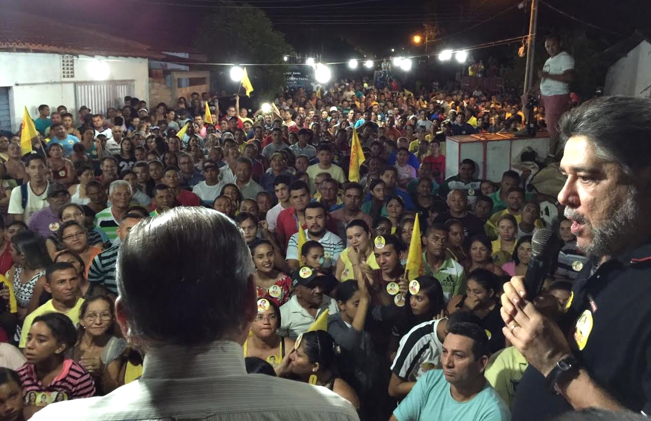 João Mádison em evento da candidata Mãe Maria 