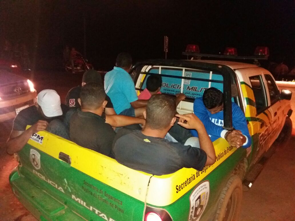 Sete pessoas foram presas por porte ilegal de arma de fogo e crime de ameaça