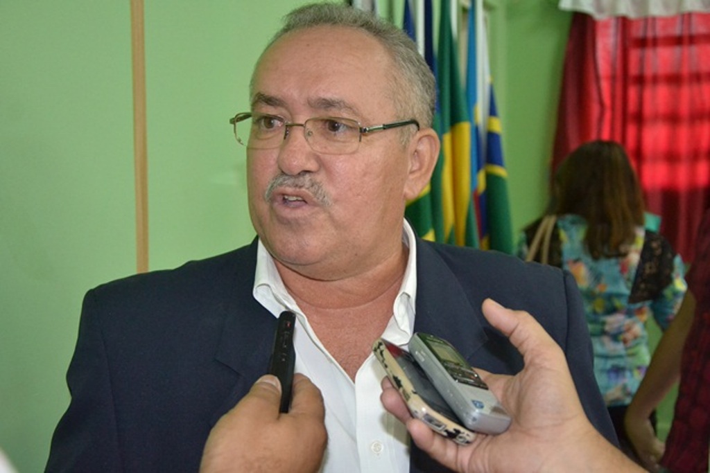 Prefeito cassao de Bocaina, Nivardo Silvino