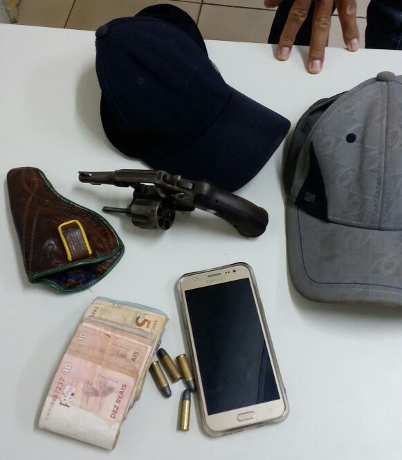 Material apreendido pela polícia