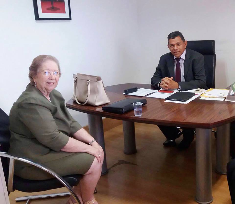 Tânia Bacelar e deputado João de Deus