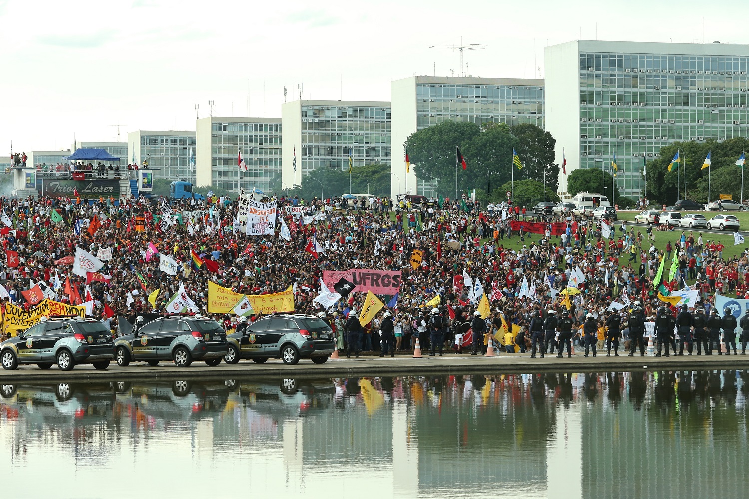 Ato contra a PEC do Teto de gastos