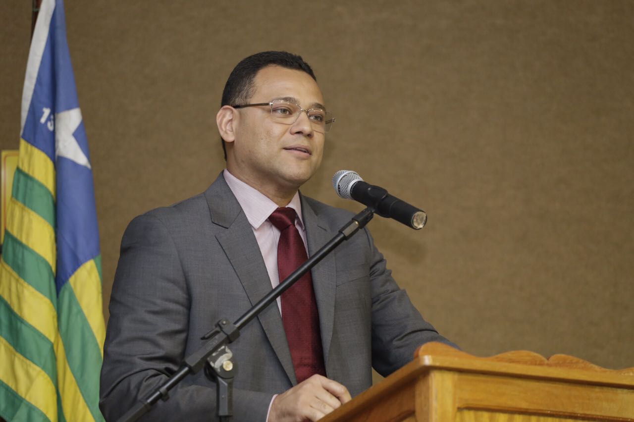 Delegado Riedel Batista