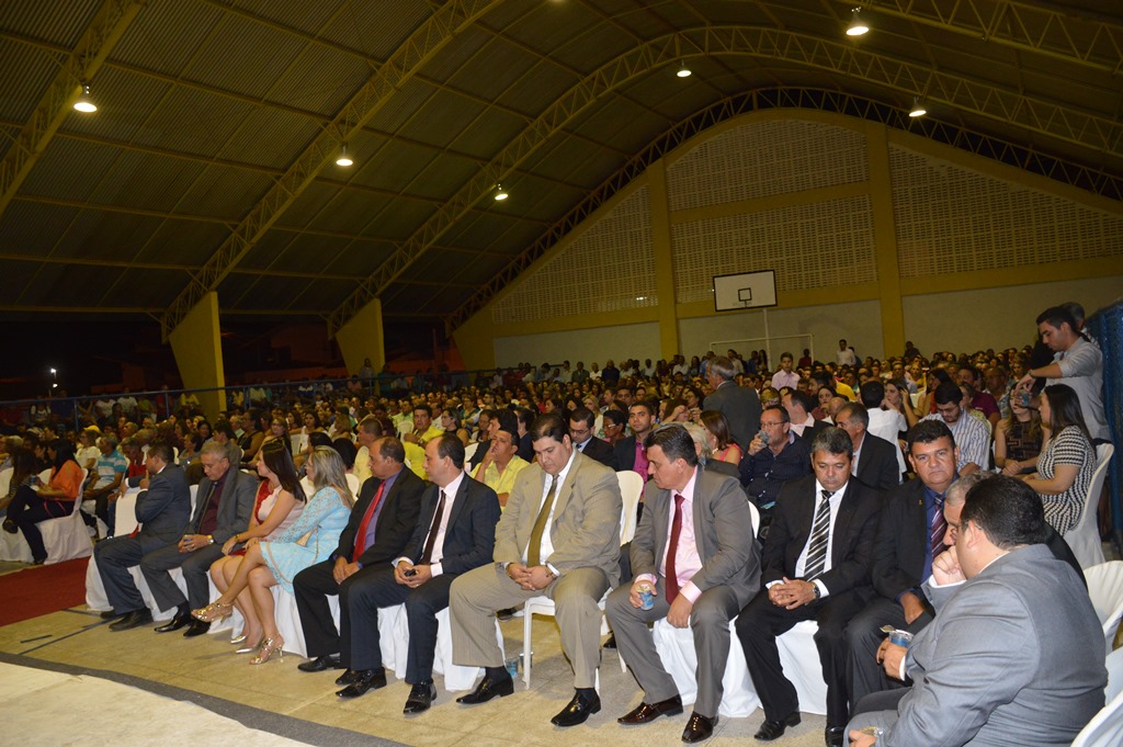 Vereadores participam da solenidade de diplomação
