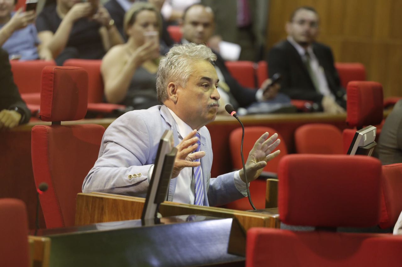 Robert Rios 