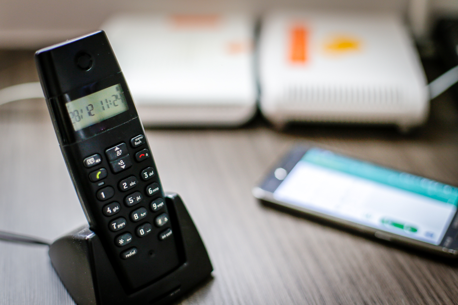 Telefonia fixa e móvel