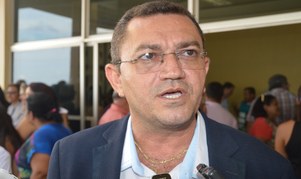 Padre Walmir]
