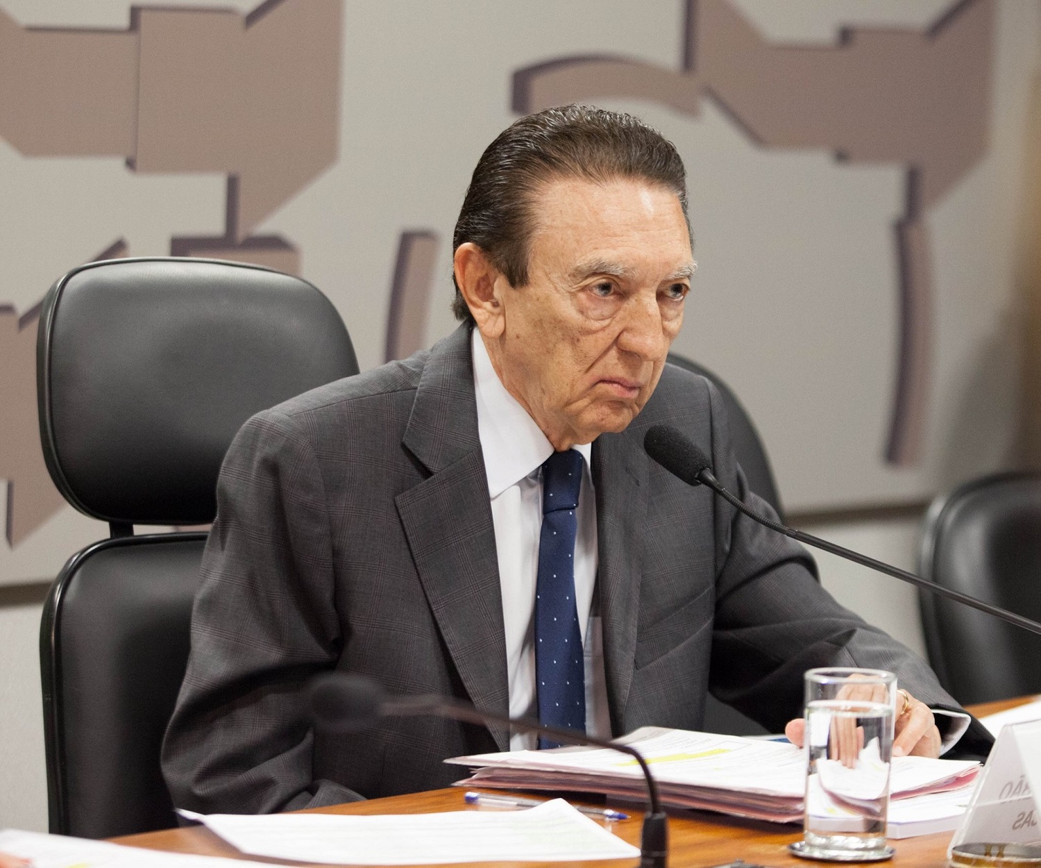 Edison Lobão