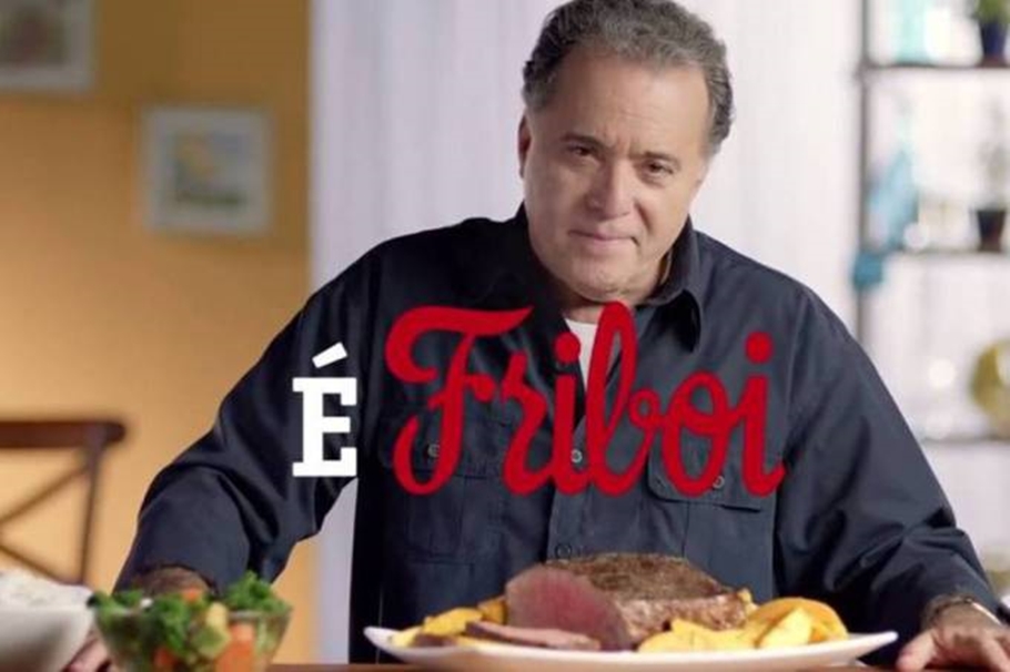 O ator Tony Ramos em comercial da marca Friboi