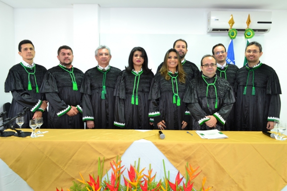 Hildeth Evangelista ladeada pelo Conselho Superior da Defensoria Pública	