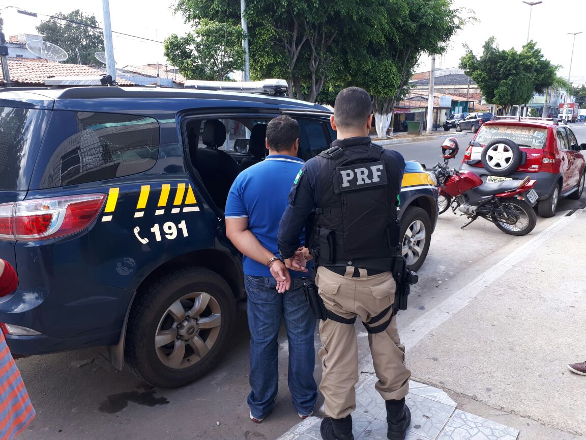 PRF em operação policial