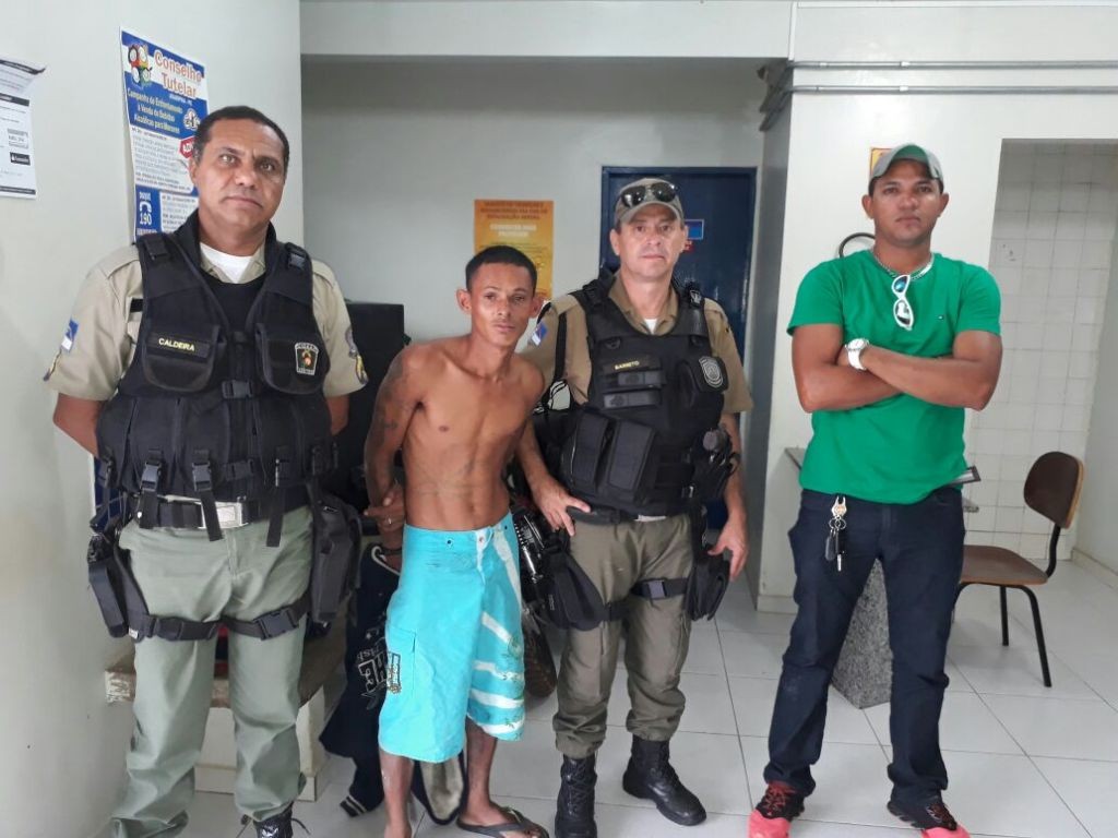 A vítima do homicídio, Iderlando da Silva, tinha sido preso no dia 30 de março 