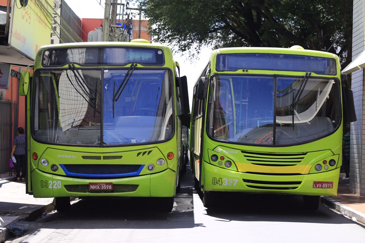 Ônibus não estão rodando no centro de Teresina