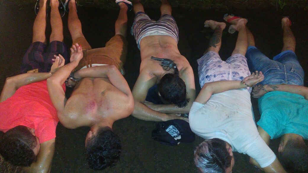 Quadrilha suspeita de realizar assaltos em Altos