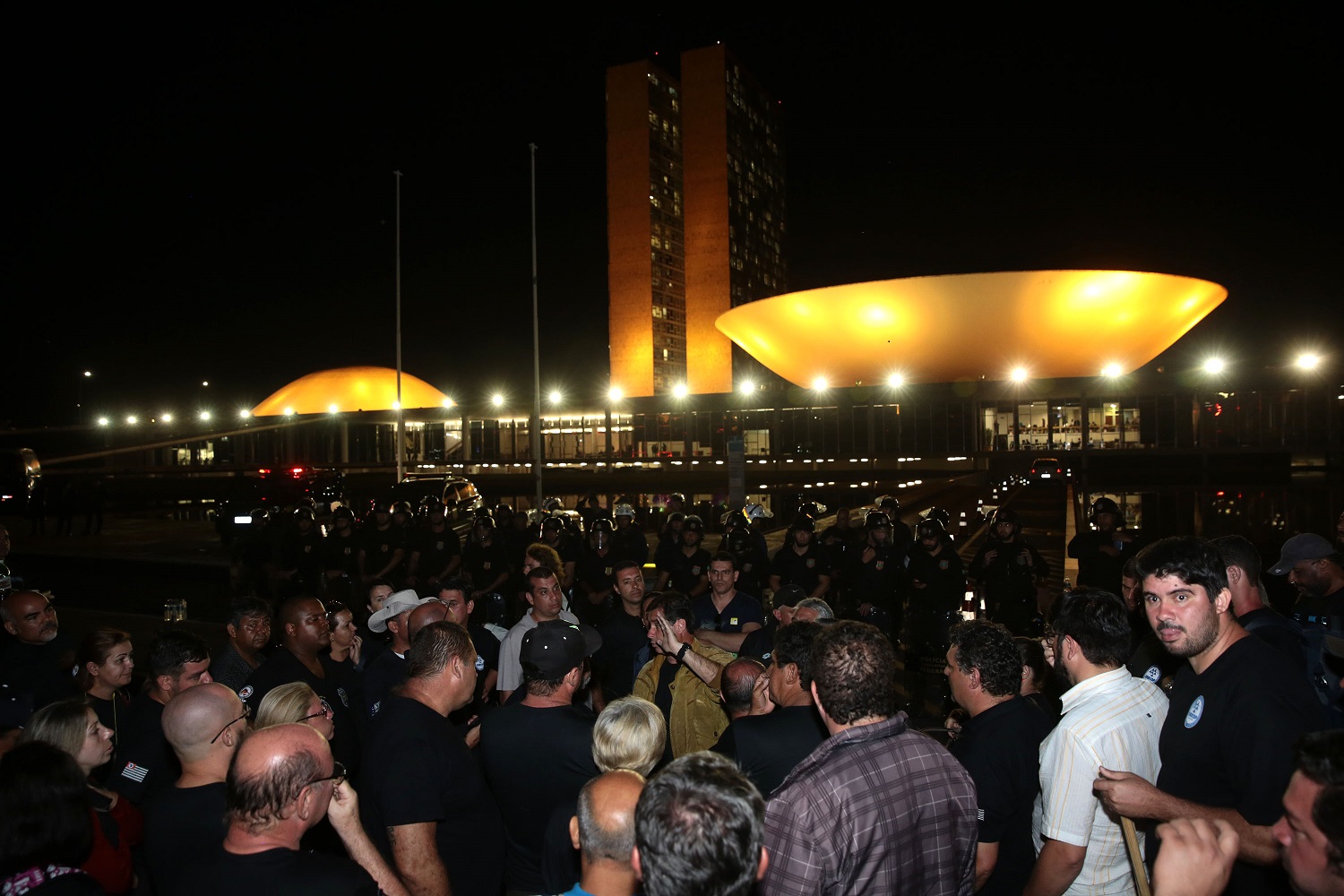 Protesto de agentes penitenciários contra reforma da Previdência no Congresso
