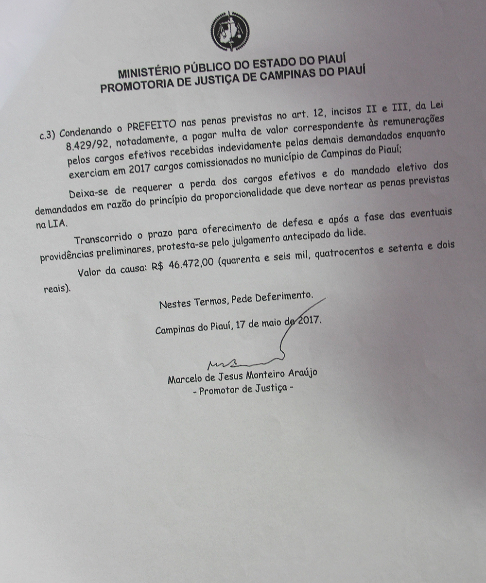 Promotor pede ressarcimento