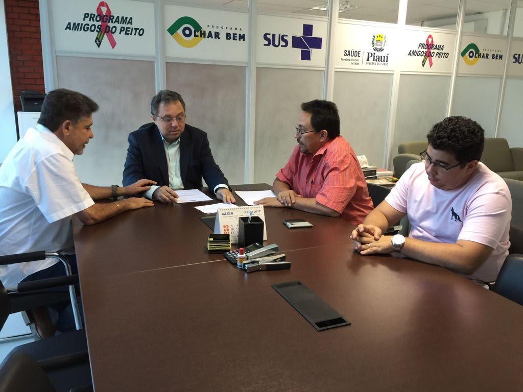 João Madison e Walter Alencar com Florentino Neto  
