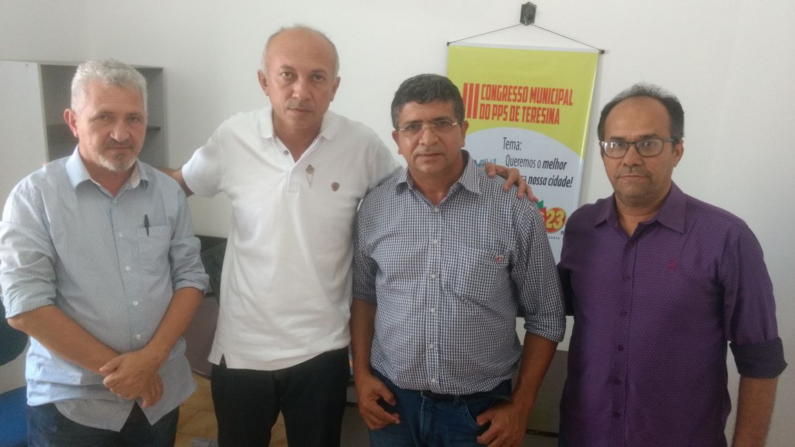 Reunião aconteceu na manhã desta quinta-feira