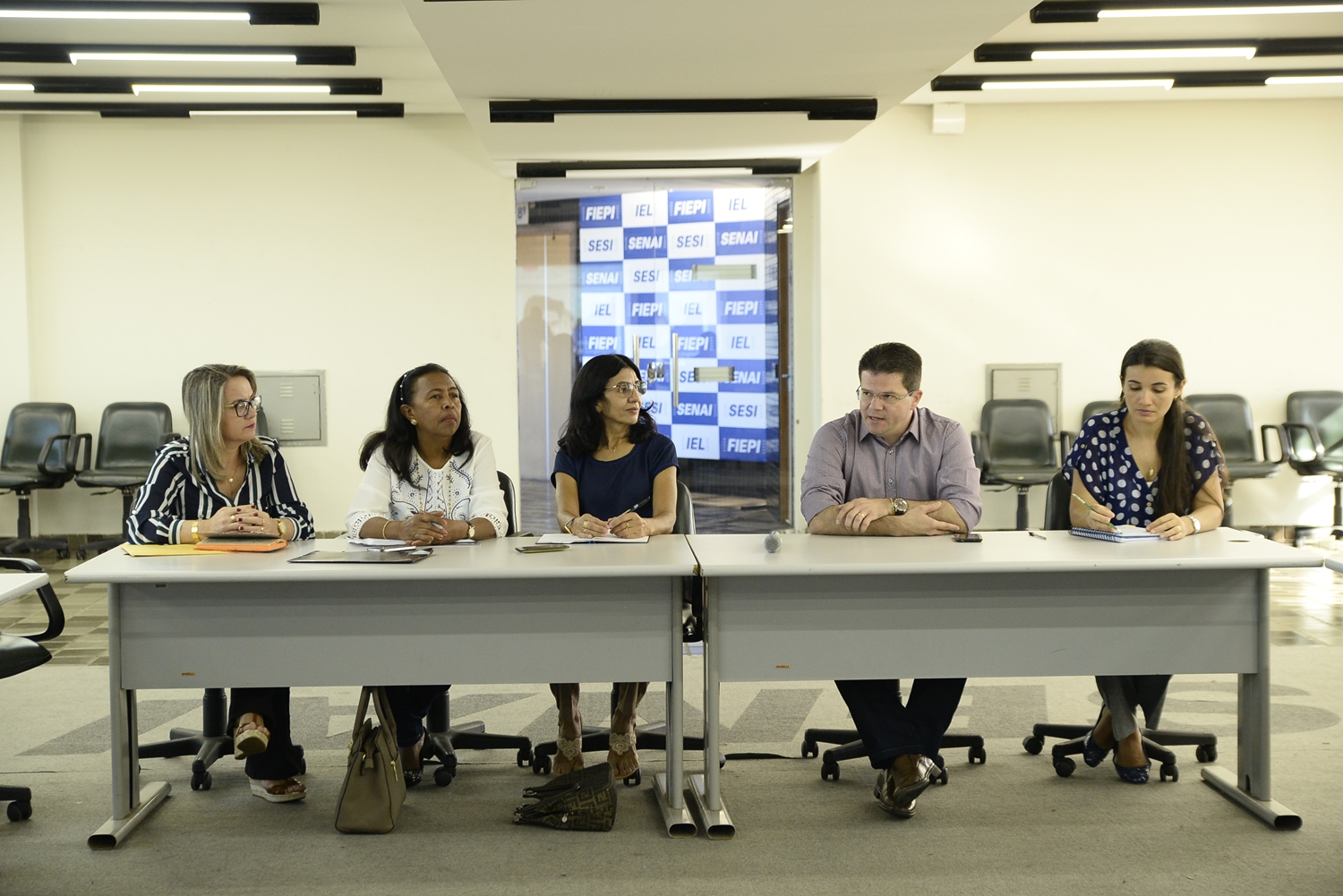 Hoje a Rede SESI-PI atende mais de 2 mil estudantes, que utilizam material didático próprio.