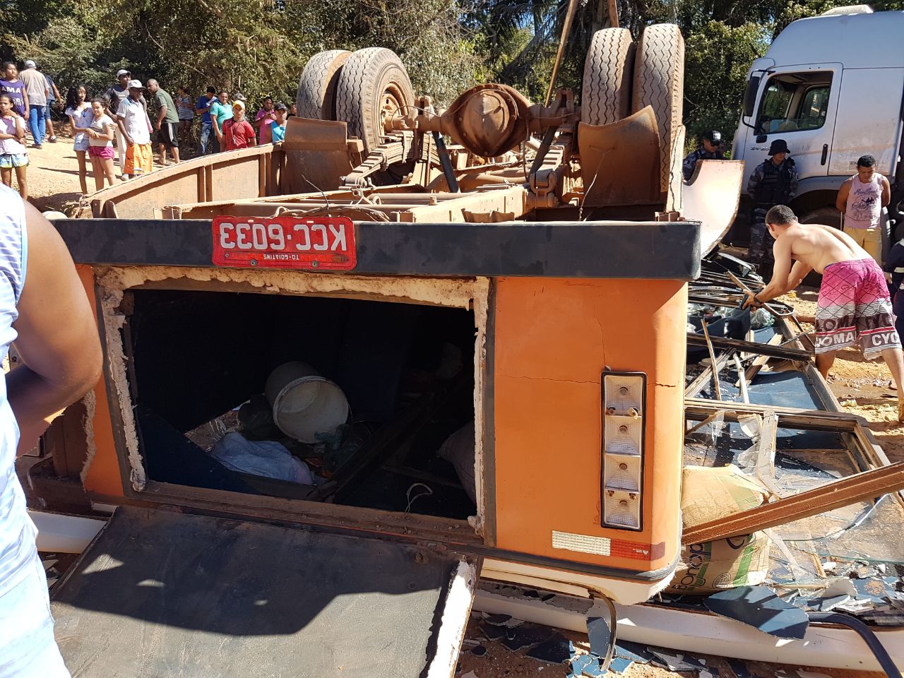 Ônibus envolvido no acidente 