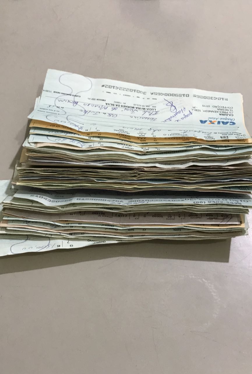 56 cheques apreendidos