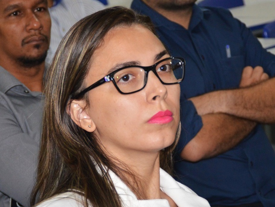 Patrícia Leônidas, Controladora do Município