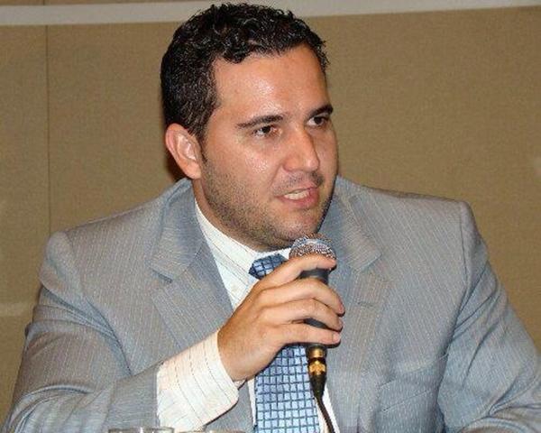 Defensor Juliano Leonel