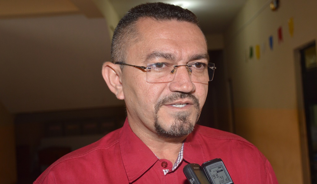 Padre Walmir é denunciado ao MPT