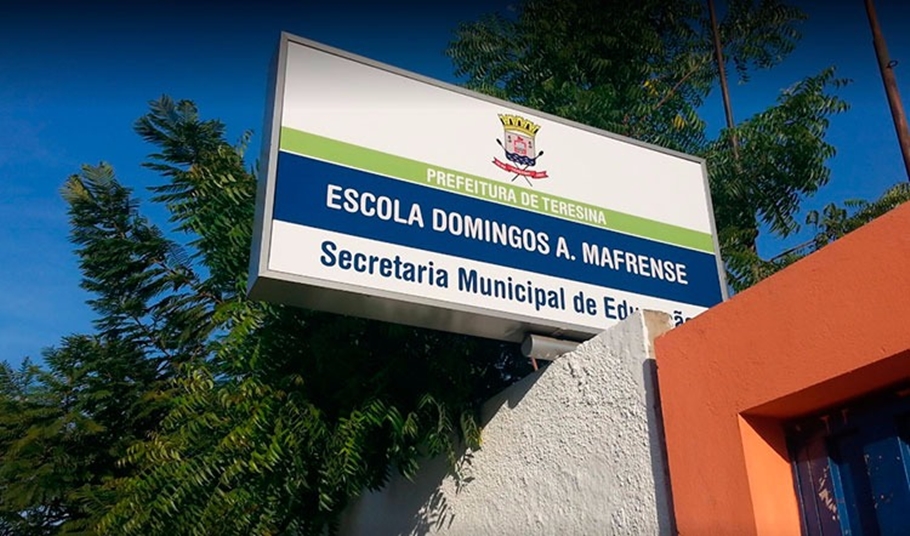 Escola alvo de vândalos 