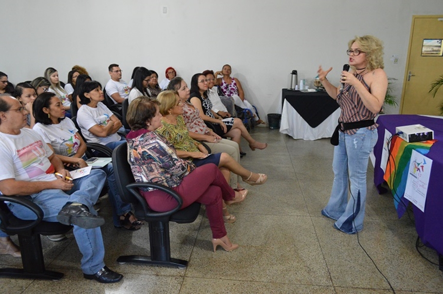 UESPI promove palestra sobre respeito à diversidade sexual em Teresina