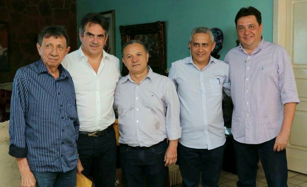 Lideranças do PTB com o senador Ciro Nogueira
