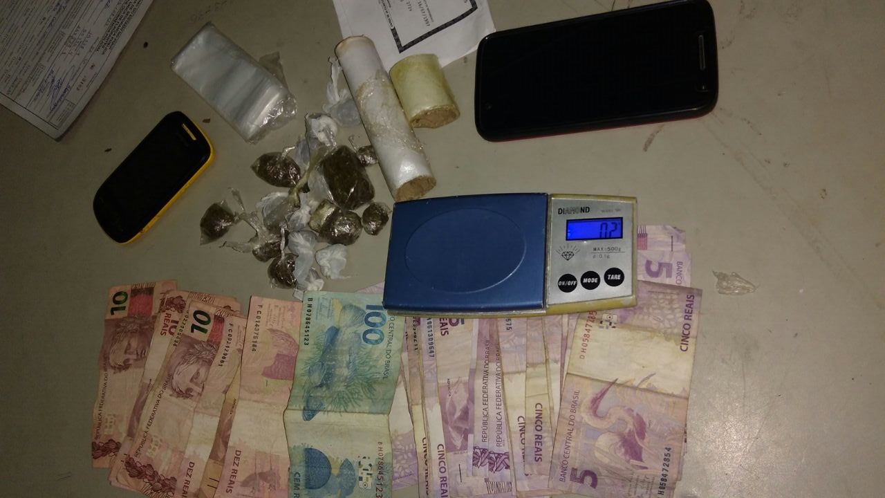 Material apreendido pela polícia