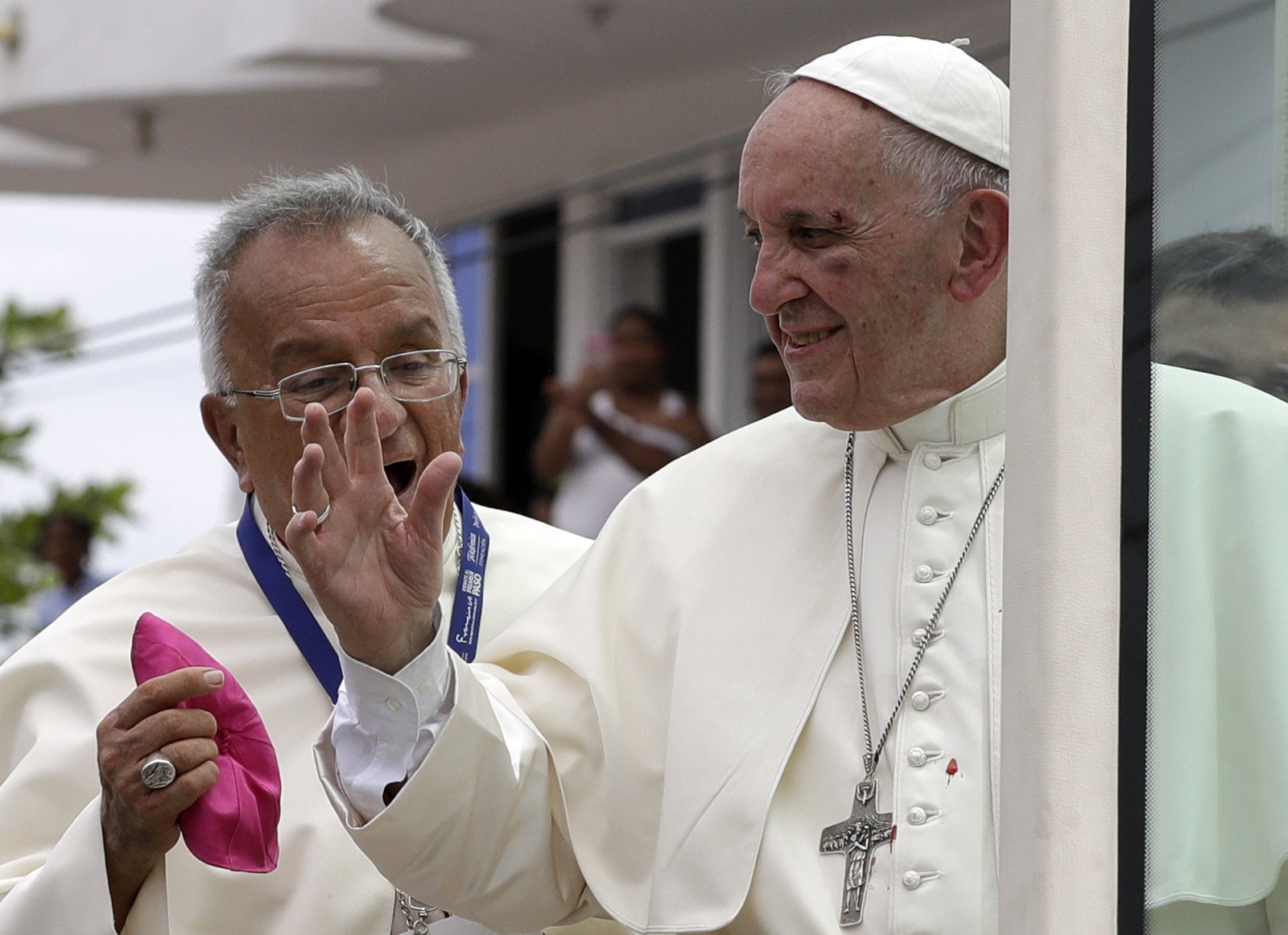 Papa após acidente