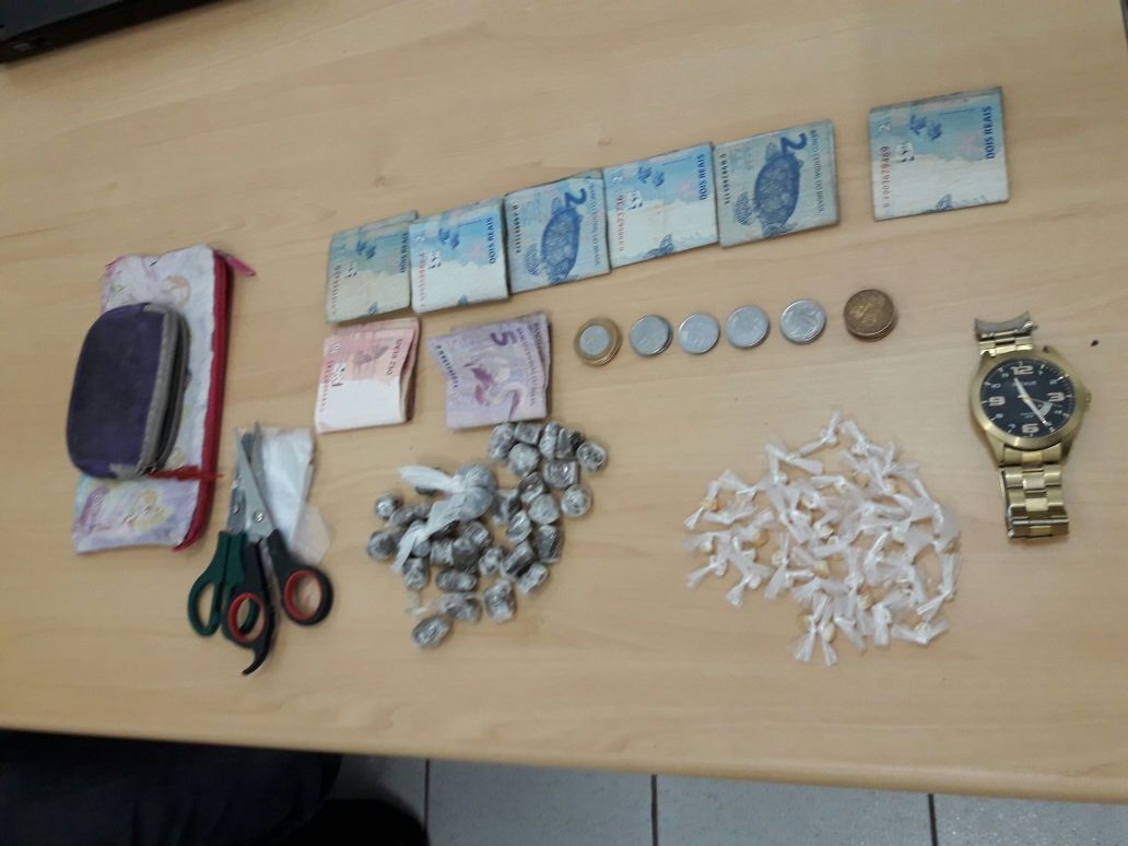 Material apreendido pela polícia
