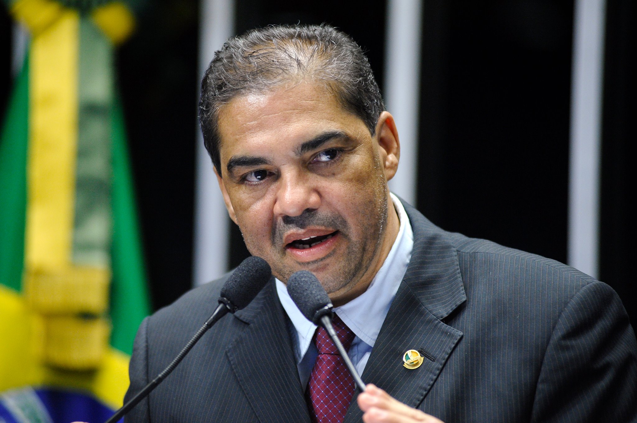 Senador Hélio José